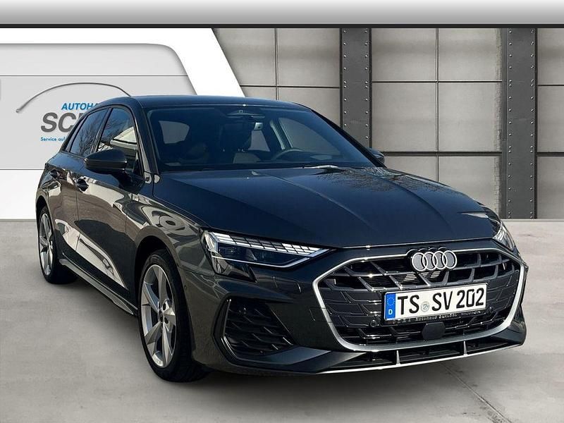 Używany Audi A3 S-Line 204 KM (150 kW) 2026 Szary Sedan/Limuzyna