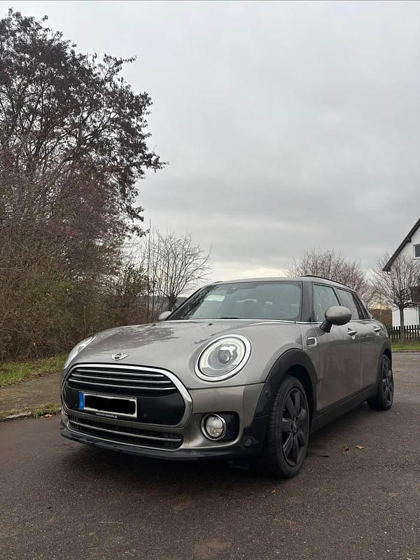 Grau Gebraucht 2017 Mini ONE Kleinwagen | 10.900 € - Bild 1/4