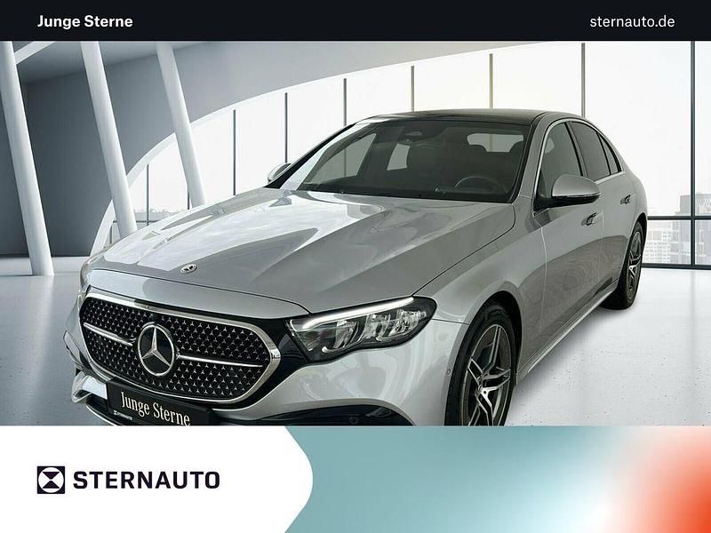 Metalliclack hightechsilber Gebraucht 2023 Mercedes E220 AMG line Limousine | 55.454 € (Etwas zu teuer) - Bild 1/4