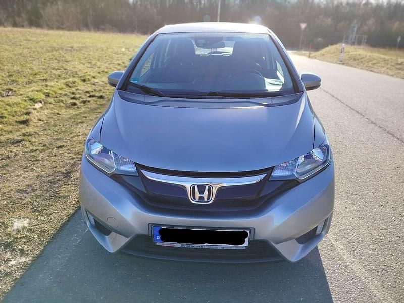 Gebraucht Honda Jazz Trend 102 PS (75 kW) 2017 Silber Kleinwagen