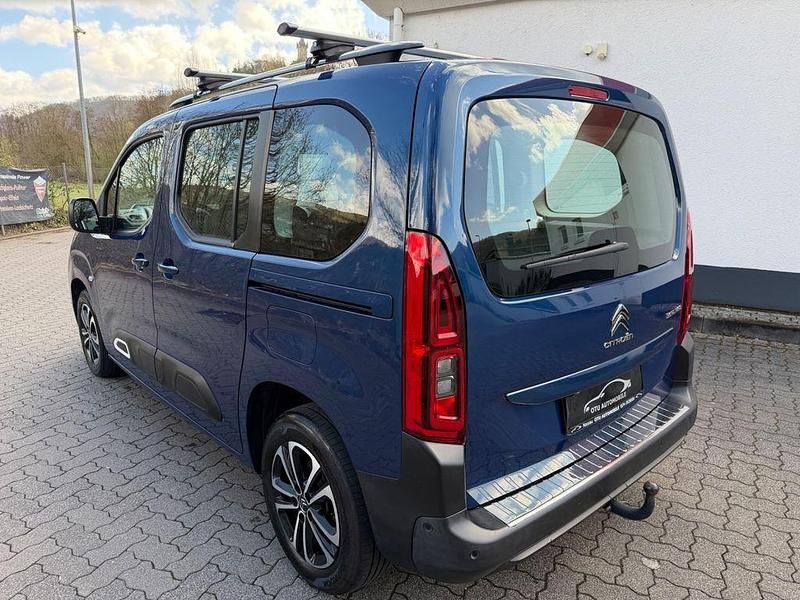 Gebraucht Citroën Berlingo Feel 131 PS (96 kW) 2019 Blau Van / Kleinbus