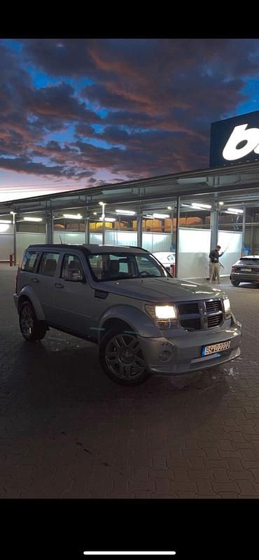 Silber Gebraucht 2010 Dodge Nitro SUV | 4.500 € (Superpreis) - Bild 1/4