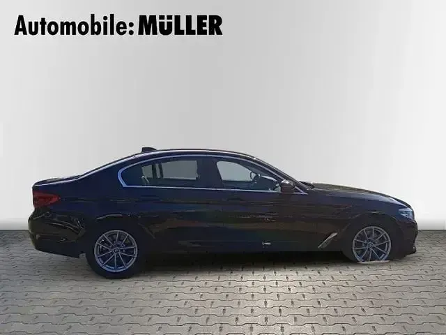 Usata BMW 520 Performance 190 CV (139 kW) 2019 Nero Berlina
