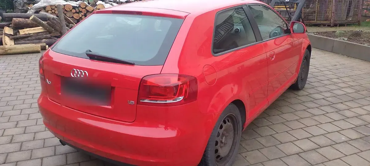 Gebraucht Audi A3 102 PS (75 kW) 2010 Rot Kleinwagen