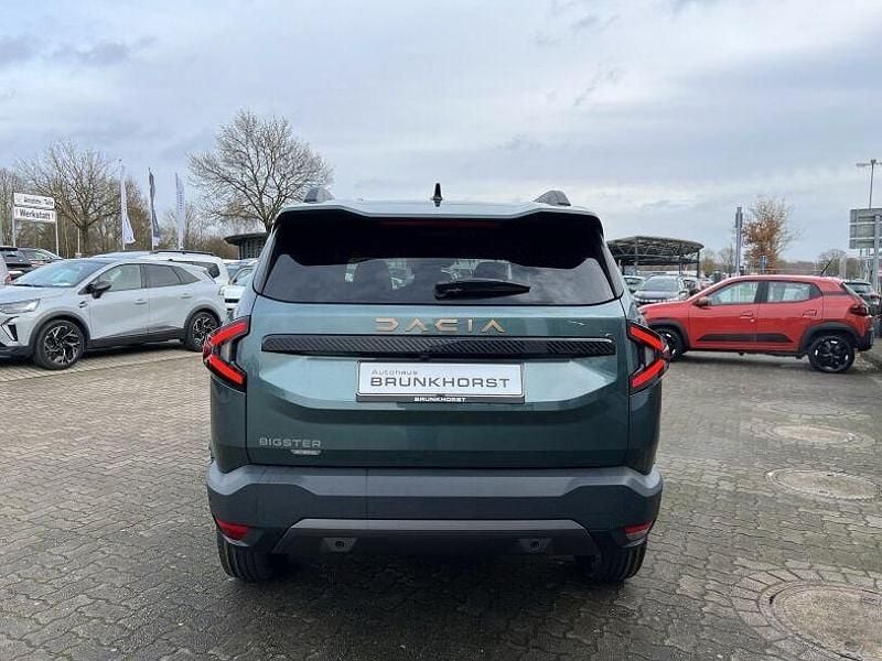 Neu Dacia Bigster Extreme 156 PS (114 kW) 2025 Zedergrün SUV