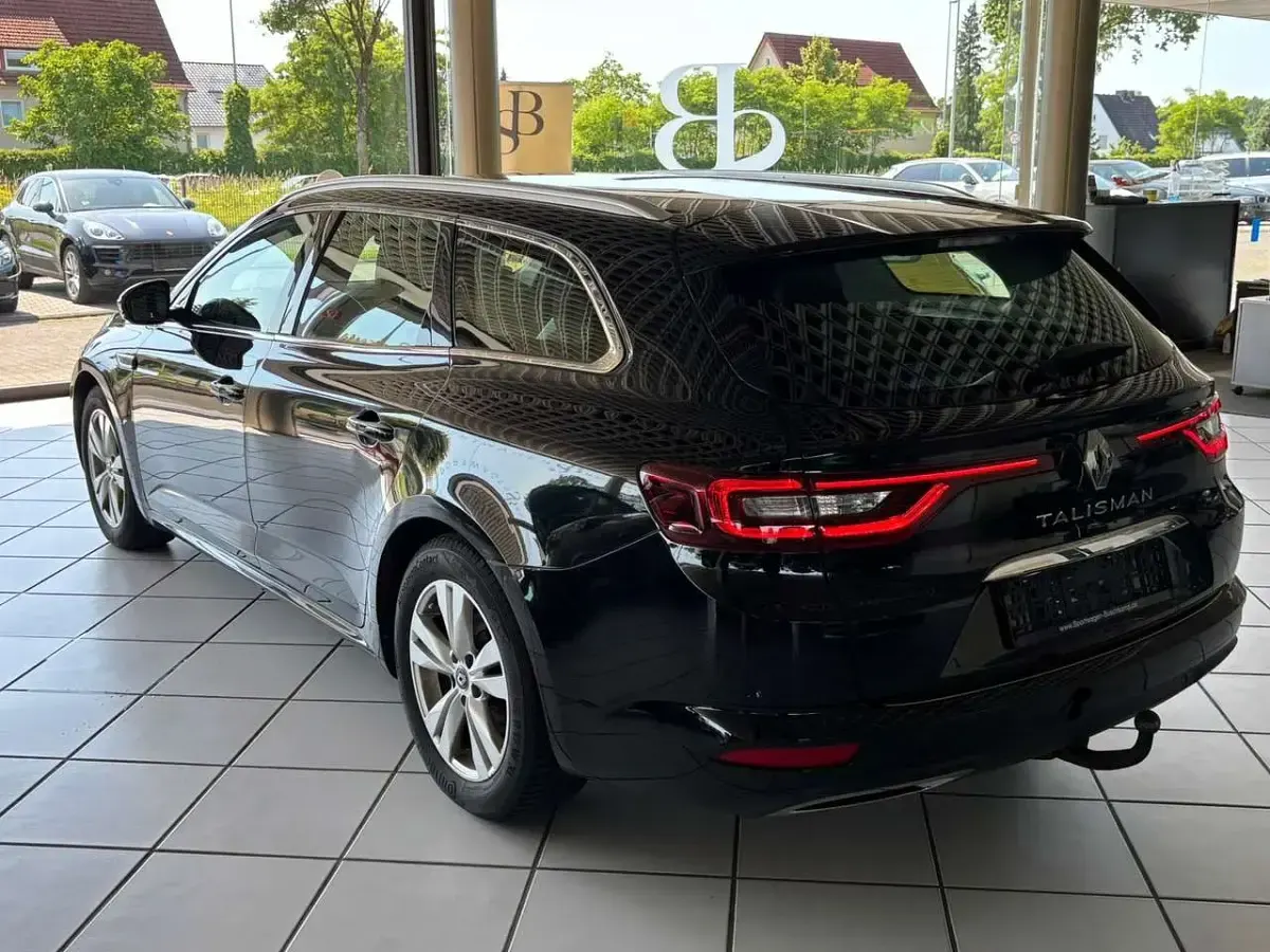 Gebraucht Renault Talisman 160 PS (117 kW) 2020 Sternenschwarz Kombi