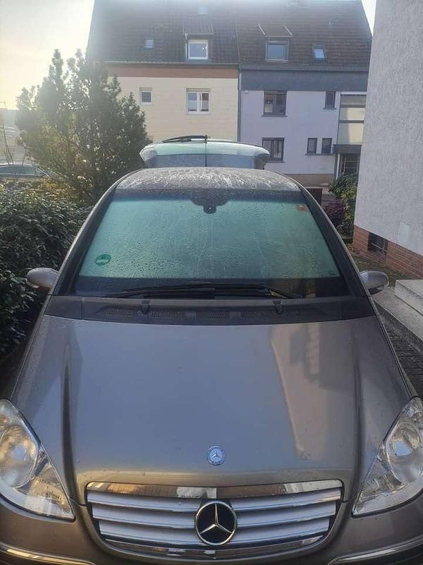 Gebraucht Mercedes A180 Elegance 109 PS (80 kW) 2008 Grau Limousine