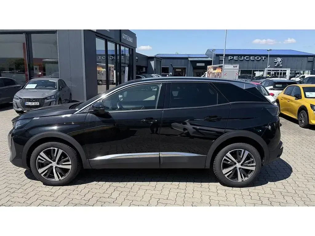 Gebraucht Peugeot 3008 Allure 131 PS (96 kW) 2024 Schwarz SUV