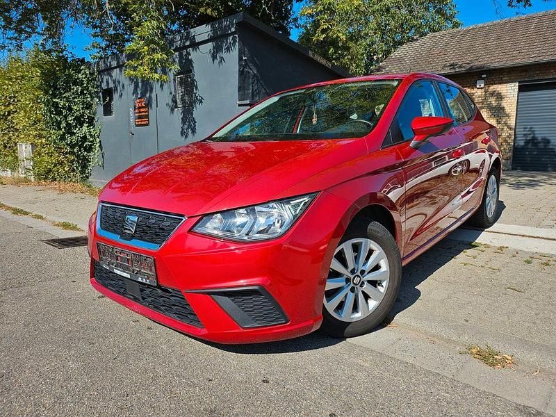Rot Gebraucht 2019 Seat Ibiza Style Limousine | 10.999 € (Guter Preis) - Bild 1/4