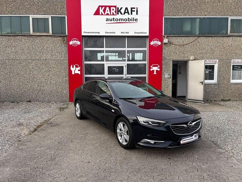 Gebraucht Opel Insignia Edition 136 PS (100 kW) 2019 Blau Limousine