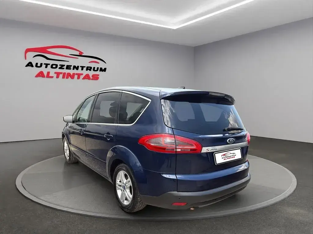 Używany Ford S-MAX Titanium 140 KM (102 kW) 2011 Niebieski Minivan