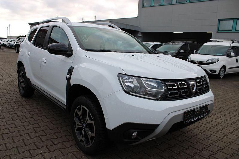 Gebraucht Dacia Duster 101 PS (74 kW) 2021 Weiß SUV