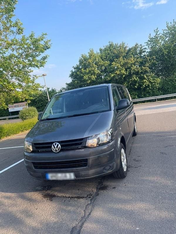 Second-hand VW Transporter 140 CP (102 kW) 2014 Gri Van