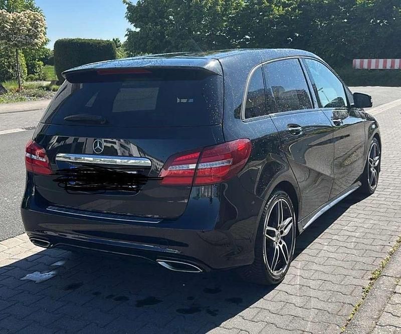 Gebraucht 2018 Mercedes 200 AMG line Kombi | 14.000 € (Superpreis) - Bild 1/3
