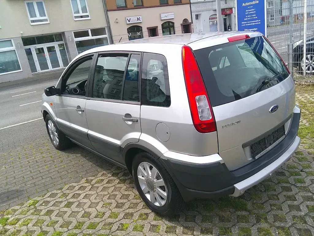 Gebraucht Ford Fusion 80 PS (58 kW) 2007 Silber Kleinwagen
