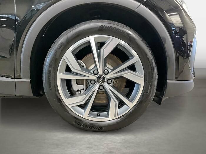 Second-hand Audi Q4 Sportback e-tron Ambiente 210 kW (286 CP) 2025 Negru SUV