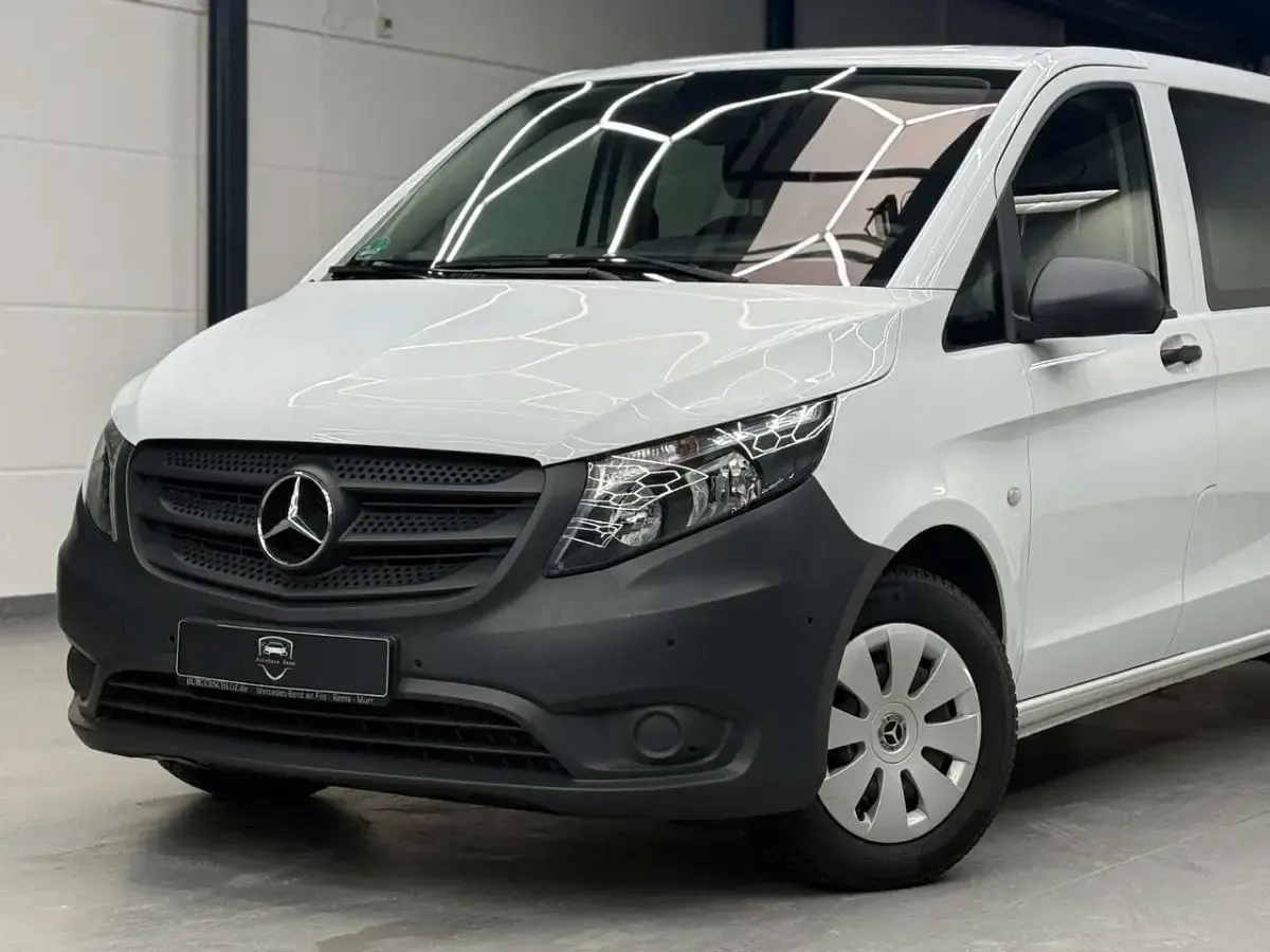 Gebraucht Mercedes Vito 163 PS (119 kW) 2021 Weiß Van