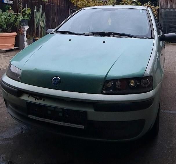Grün Gebraucht 2001 Fiat Punto Kleinwagen | 1.500 € (Fairer Preis) - Bild 1/4