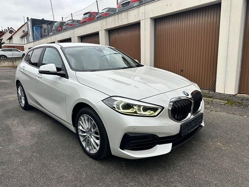 Gebraucht BMW 118 Performance 150 PS (110 kW) 2020 Weiß Kleinwagen
