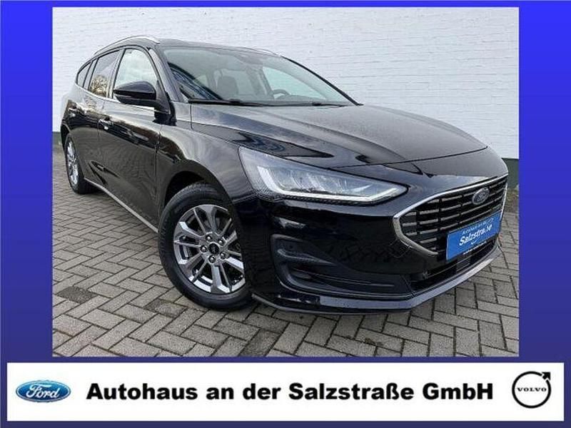 Obsidianschwarz metallic Gebraucht 2023 Ford Focus Titanium X Kombi | 21.798 € (Guter Preis) - Bild 1/3