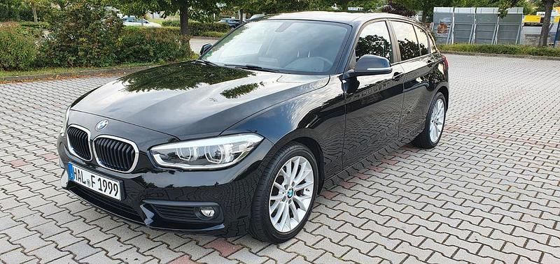 Schwarz Gebraucht 2016 BMW 118 Advantage Kleinwagen | 9.999 € (Fairer Preis) - Bild 1/4