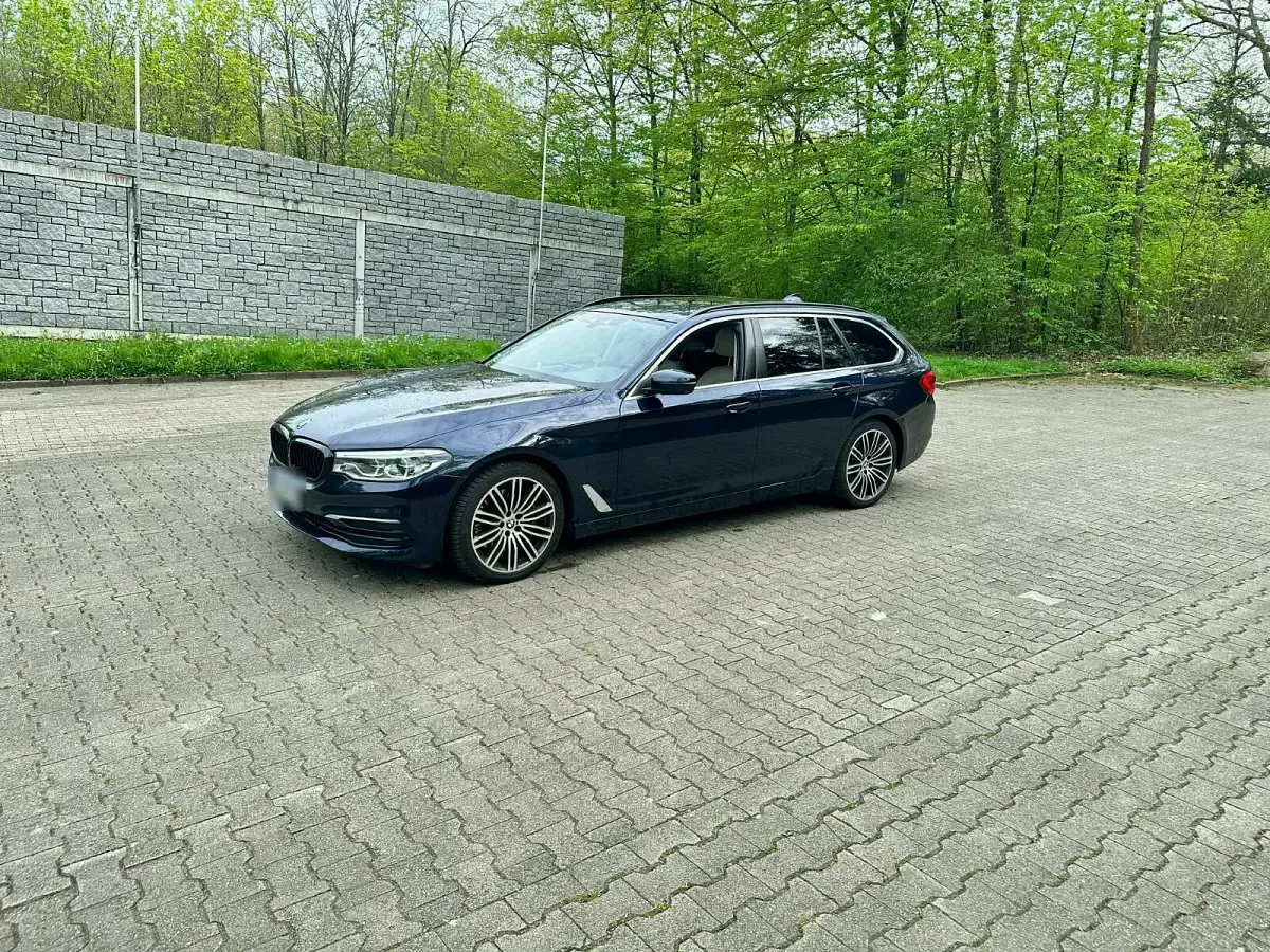 Gebraucht BMW 540 320 PS (235 kW) 2018 Blau Kombi