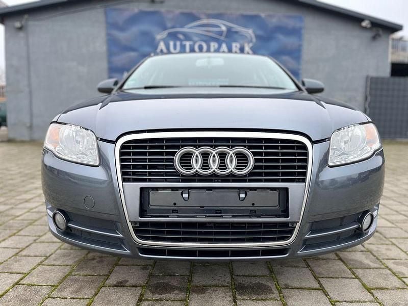 Gebraucht Audi A4 Comfort 102 PS (75 kW) 2005 Grau Limousine