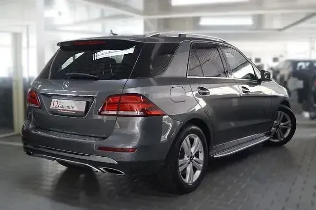 Gebraucht Mercedes GLE500 456 PS (335 kW) 2018 Grau SUV
