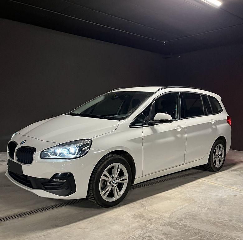 Gebraucht BMW 216 Gran Tourer Advantage 116 PS (85 kW) 2020 Weiß Van / Kleinbus