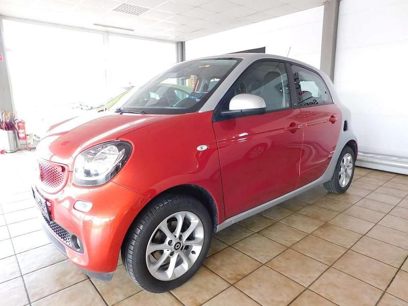 Gebraucht Smart ForFour Passion 71 PS (52 kW) 2017 Rot Kleinwagen