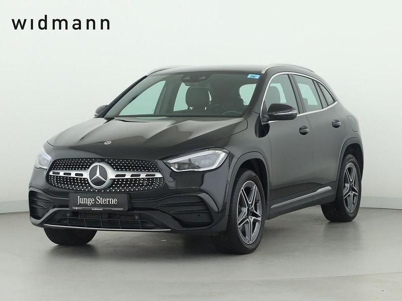 Metalliclack kosmosschwarz Gebraucht 2022 Mercedes GLA250 AMG line SUV | 36.850 € (Guter Preis) - Bild 1/4