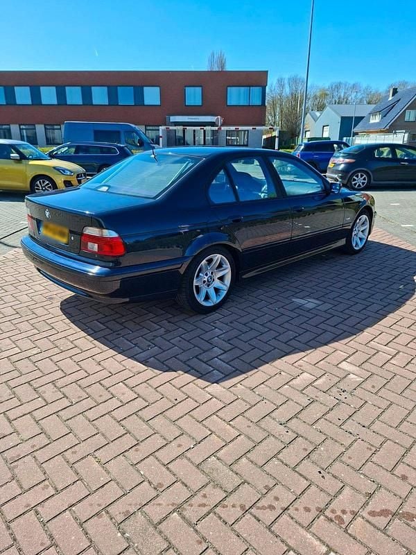 Gebraucht BMW 540 286 PS (210 kW) 2003 Blau Limousine