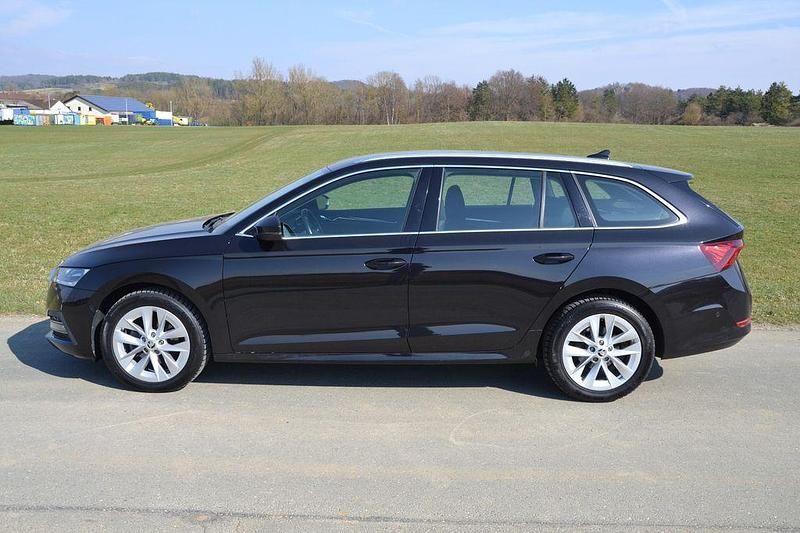 Gebraucht Skoda Octavia First Edition 150 PS (110 kW) 2020 Schwarz Kombi