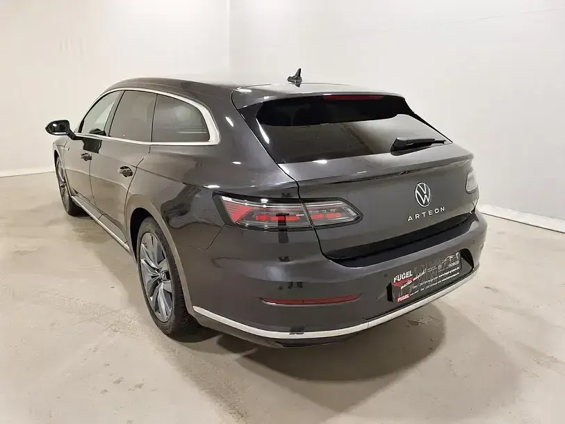 Gebraucht VW Arteon Elegance 200 PS (147 kW) 2023 Mangangrau metallic Limousine