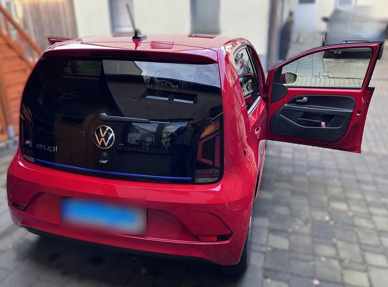 Gebraucht VW e-up! United 61 kW (83 PS) 2021 Rot Kleinwagen