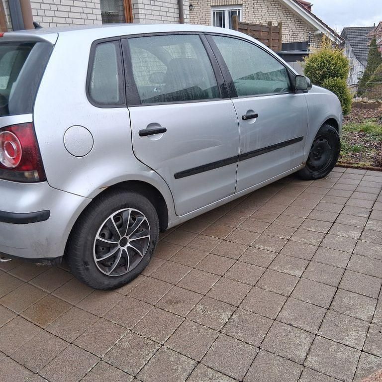 Gebraucht VW Polo Comfortline 69 PS (50 kW) 2007 Silber Kleinwagen