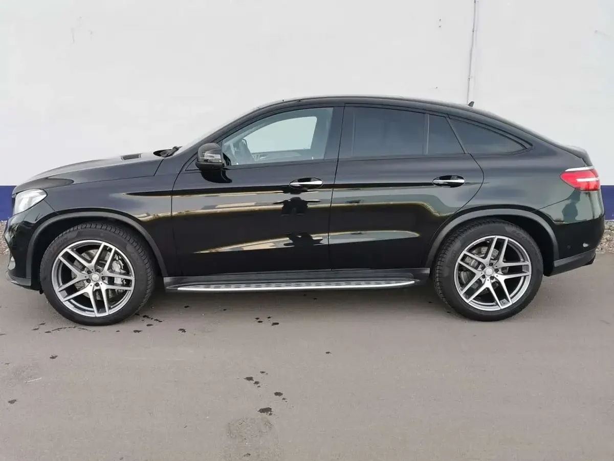 Gebraucht Mercedes GLE500 AMG line 455 PS (334 kW) 2017 Obsidianschwarz  metalliclack Coupé