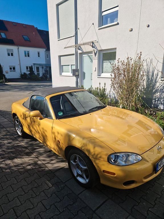 Gebraucht Mazda MX5 110 PS (80 kW) 2002 Gelb Cabrio