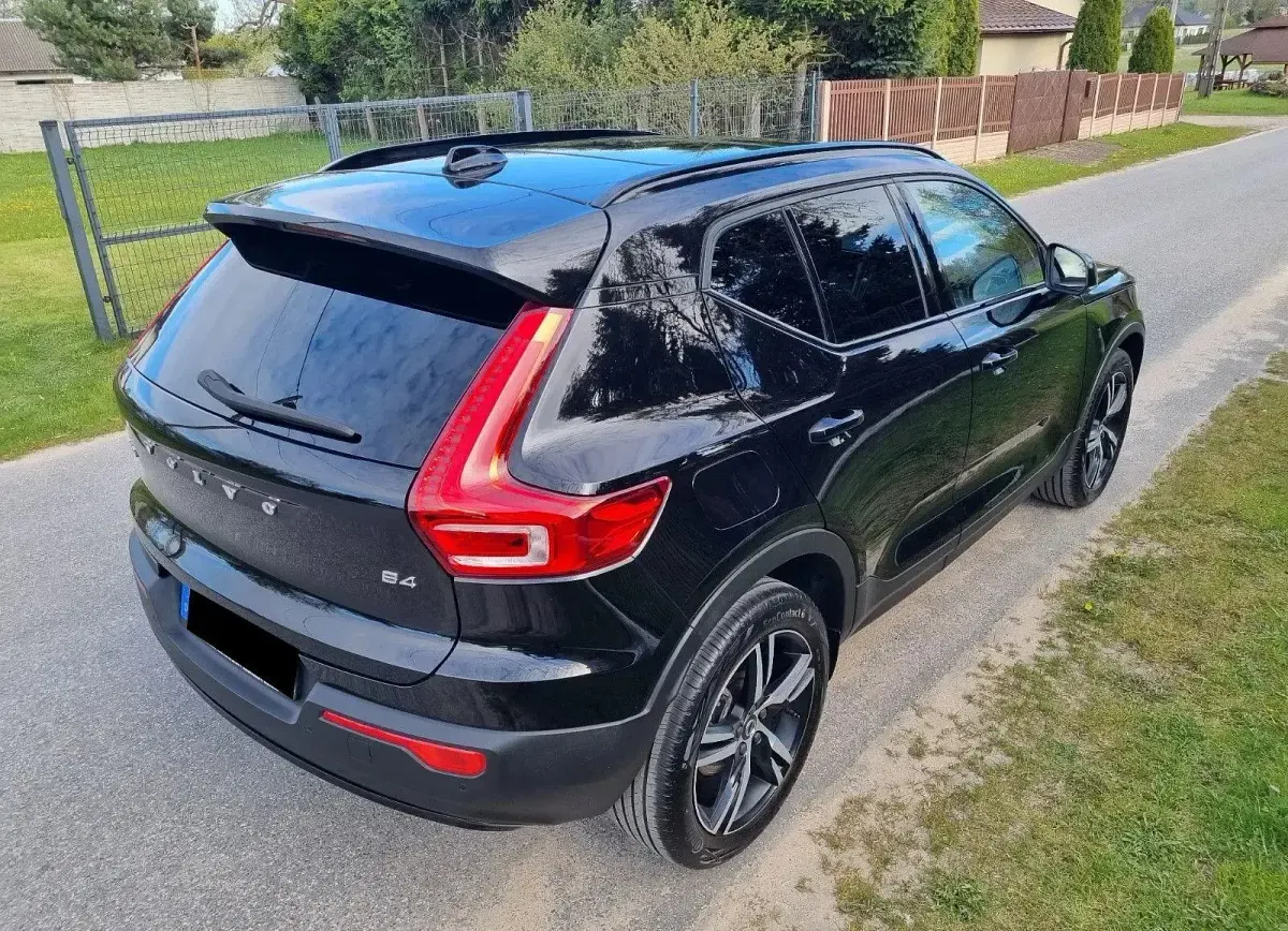 Gebraucht Volvo XC40 R-Design 197 PS (144 kW) 2021 Schwarz SUV