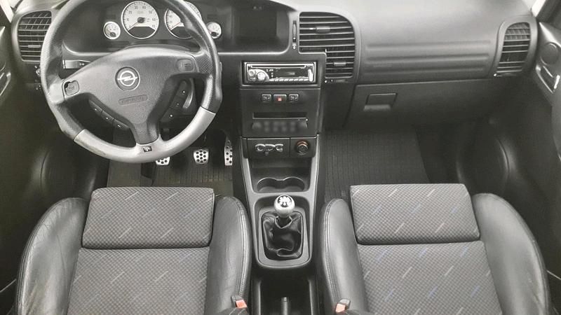 Gebraucht Opel Zafira OPC 200 PS (147 kW) 2003 Silber Van / Kleinbus