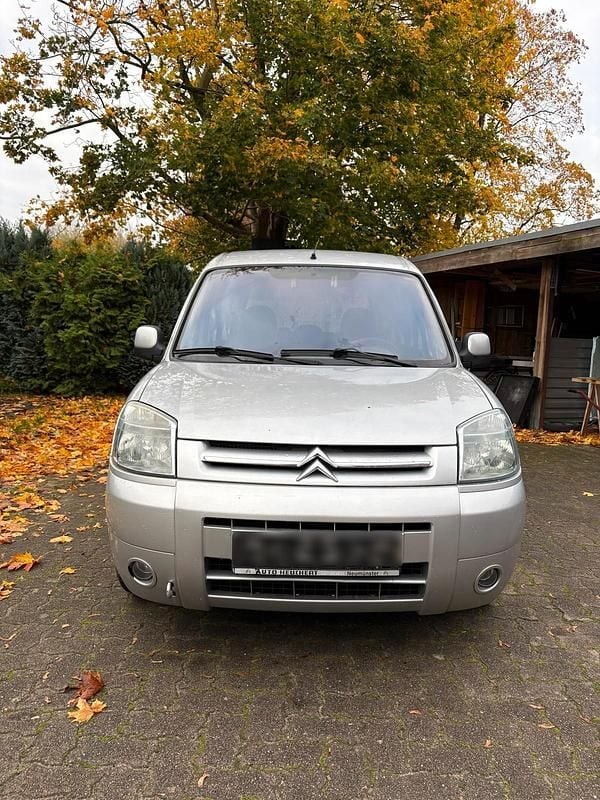 Silber Gebraucht 2006 Citroën Berlingo Limousine | 3.999 € (Etwas zu teuer) - Bild 1/4