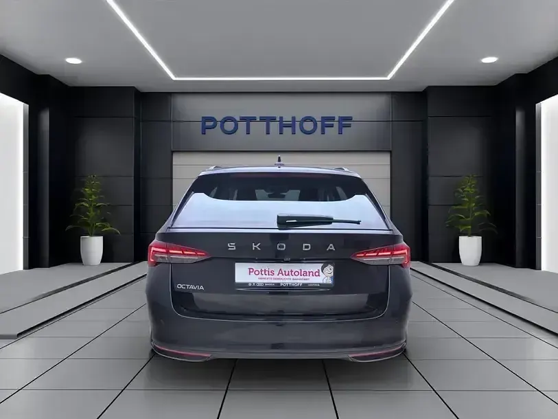 Gebraucht Skoda Octavia Selection 150 PS (110 kW) 2025 Blackmagic perleffekt Kombi