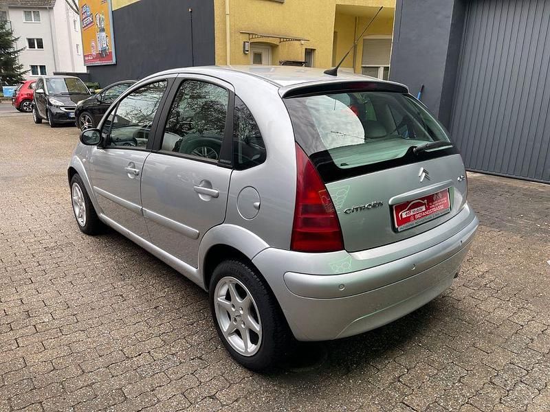Gebraucht Citroën C3 Exclusive 109 PS (80 kW) 2003 Silber Limousine