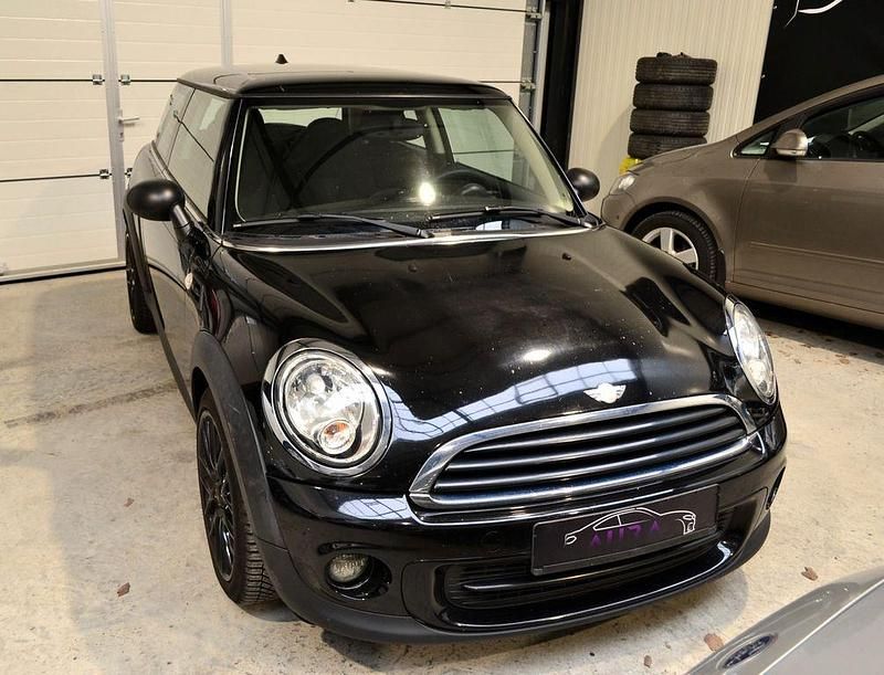 Usado Mini ONE 98 HP (72 kW) 2012 Preto Citadino