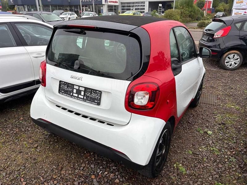 Gebraucht Smart ForTwo Coupé Basis 71 PS (52 kW) 2016 Weiß Coupé