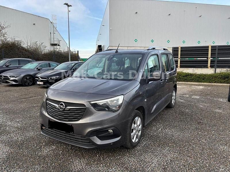 Grau Gebraucht 2019 Opel Combo Life Edition Van / Kleinbus | 7.999 € (Fairer Preis) - Bild 1/4