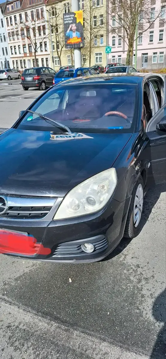 Gebraucht Opel Signum 145 PS (106 kW) 2007 Schwarz Kleinwagen