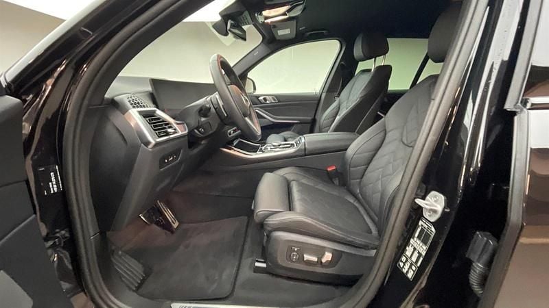 Gebraucht BMW X5 Efficient Dynamics 286 PS (210 kW) 2024 Saphirschwarz metallic SUV