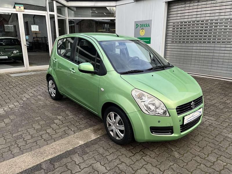Second-hand Suzuki Splash Basic 65 CP (47 kW) 2009 Verde Hatchback