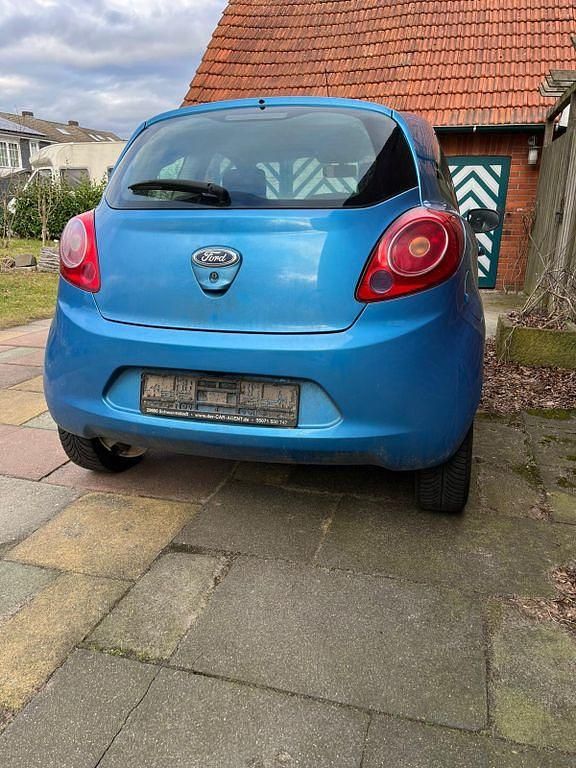 Gebraucht Ford Ka Trend 95 PS (69 kW) 2010 Blau Kleinwagen